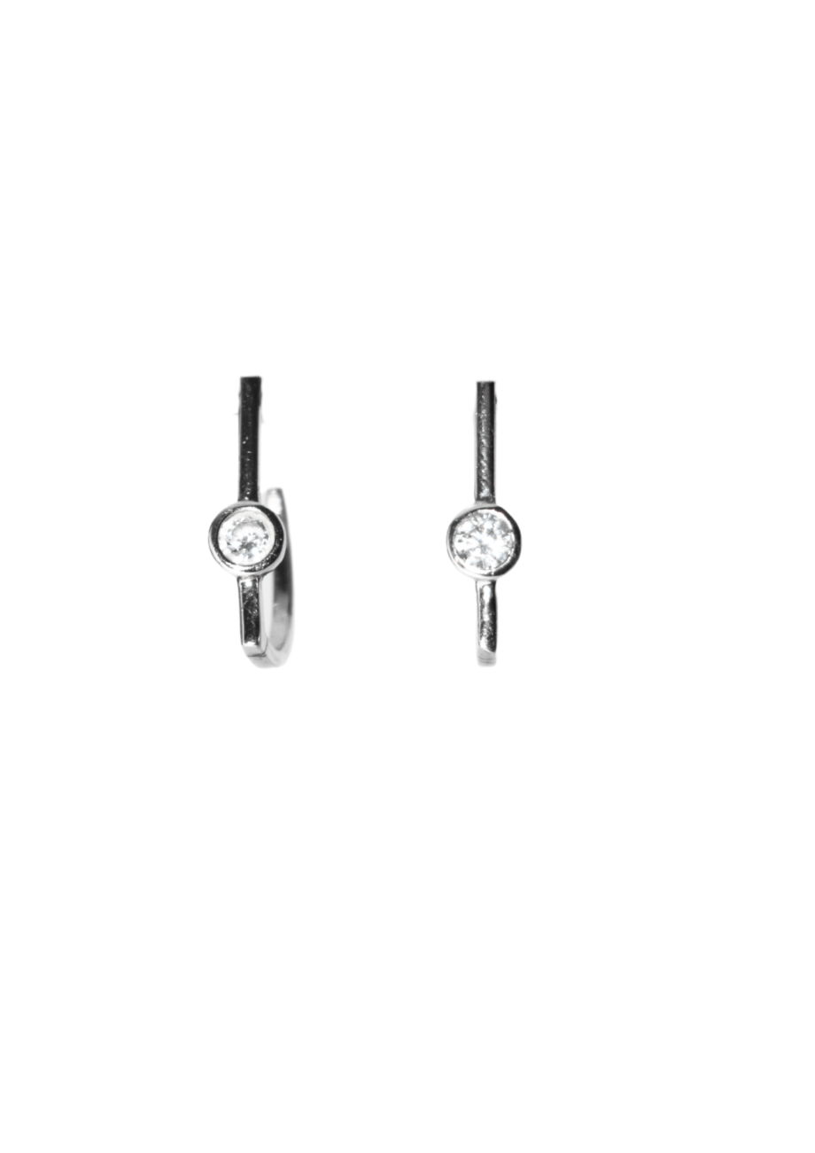 Pendientes aro en "D" con brillo