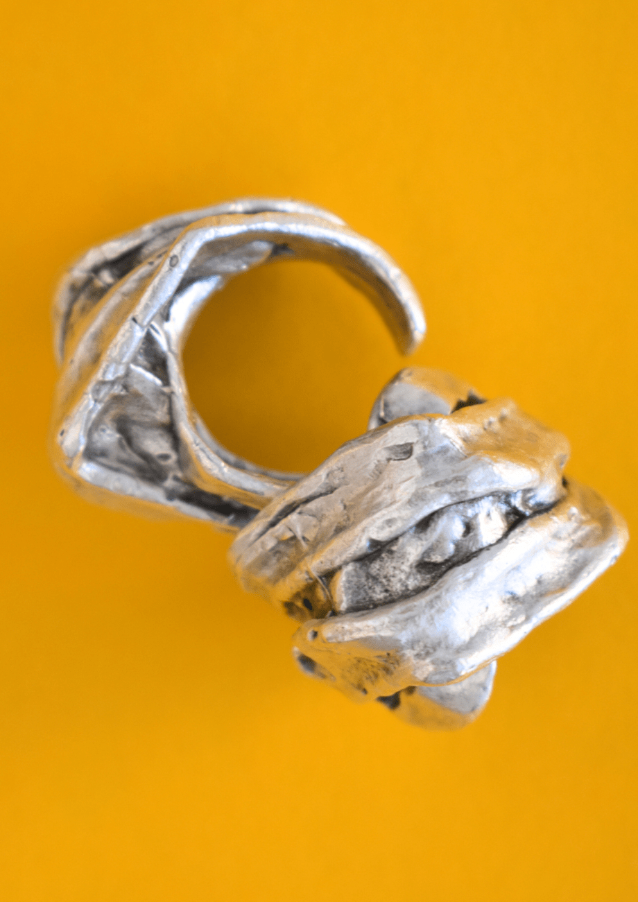 Anillo nudo Zamak