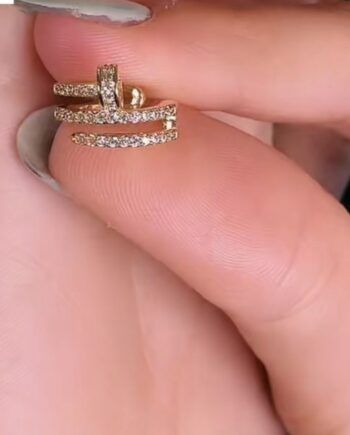 Ear cuff