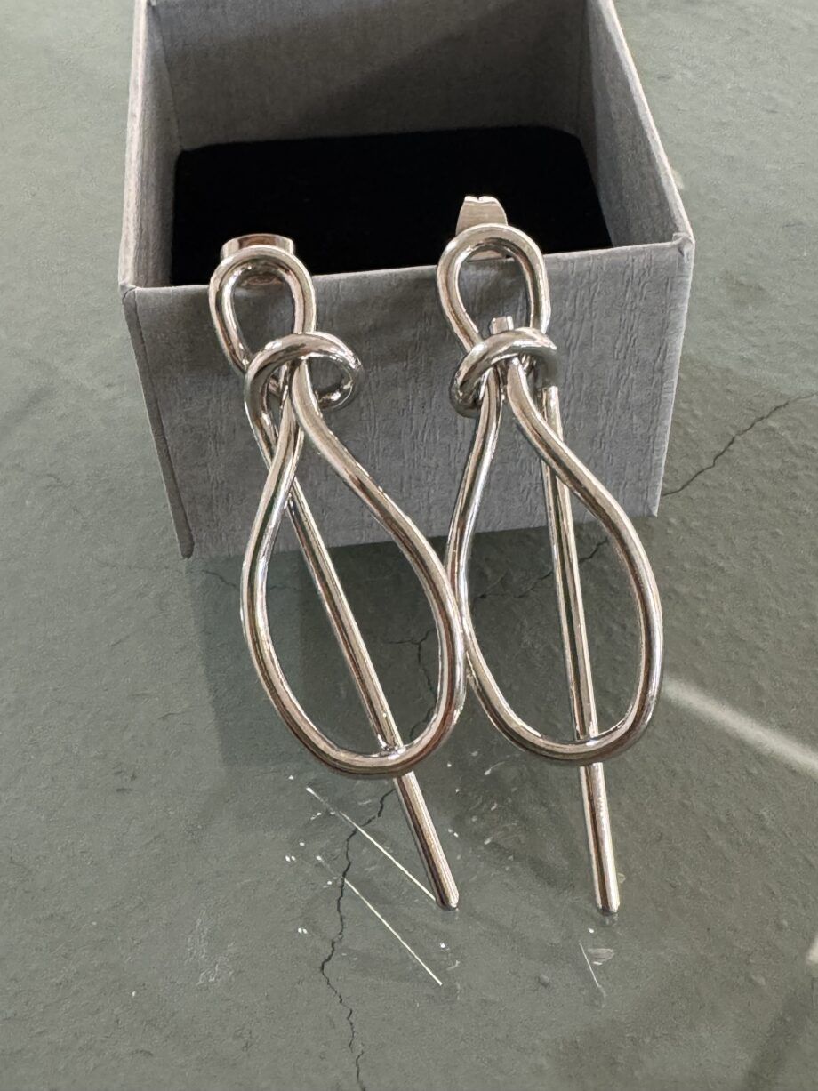 Pendientes nudo